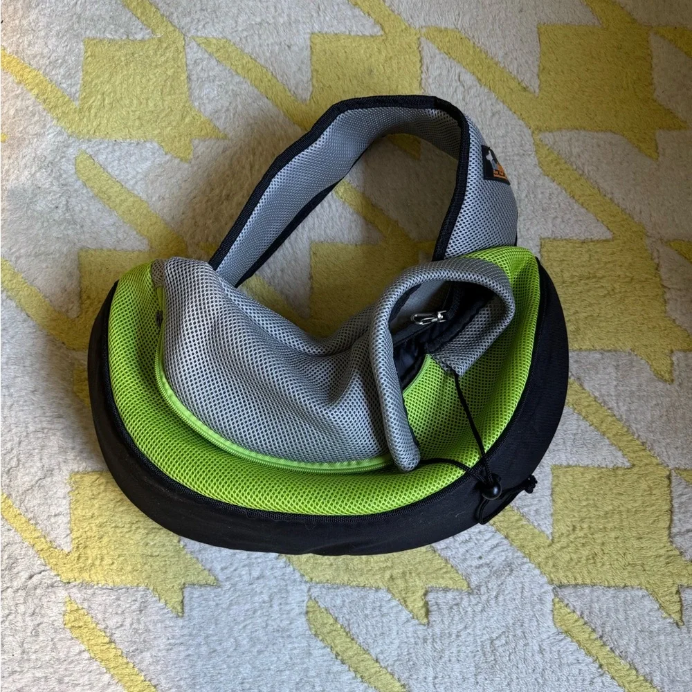 Crossbody-sling small dog carrier